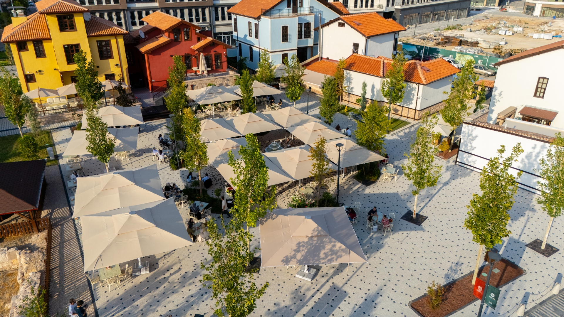 SURİÇİ AVLU