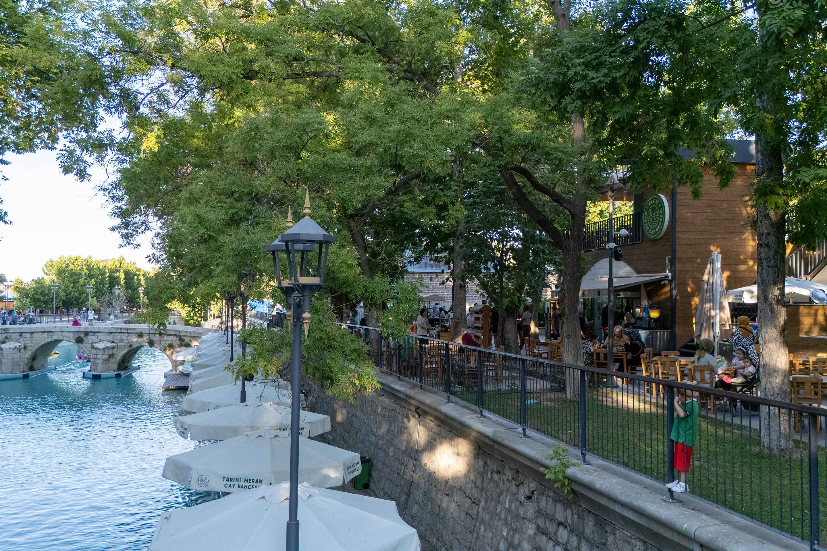 Tarihi Meram Çay Bahçesi