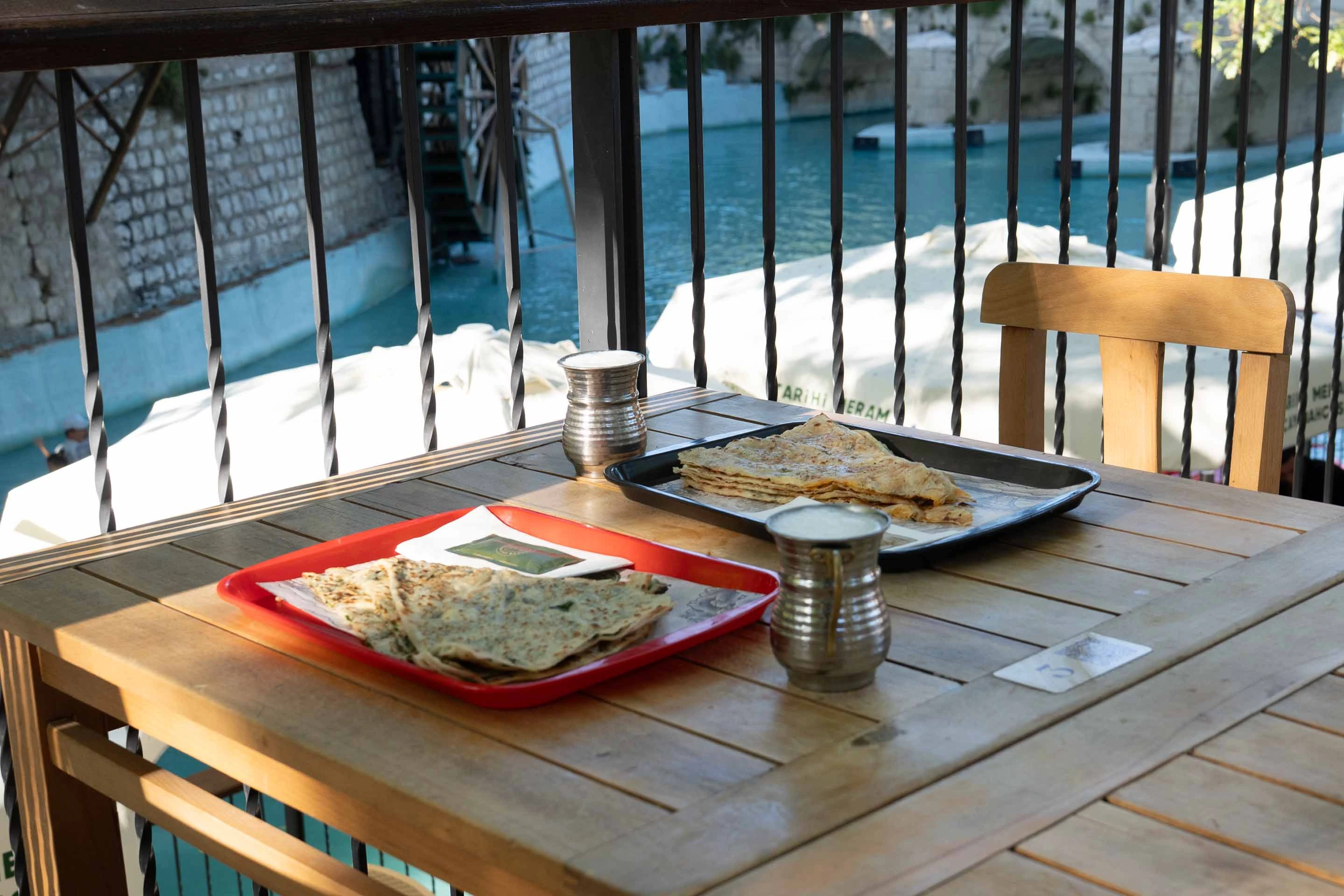 Tarihi Meram Çay Bahçesi